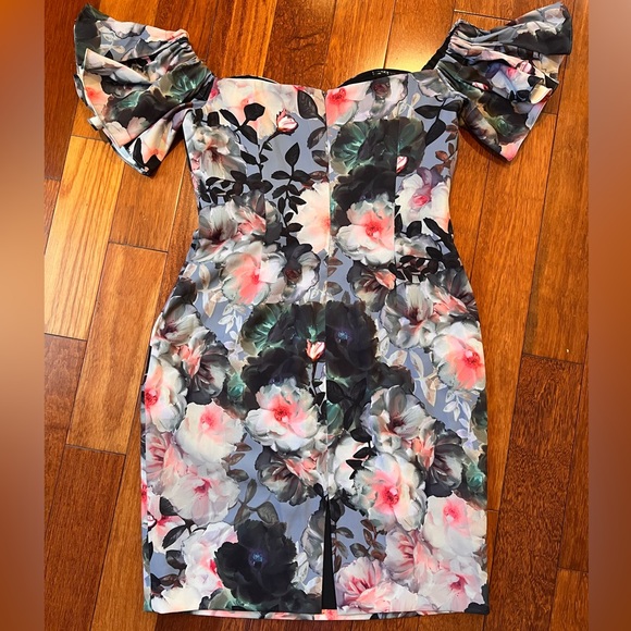 Badgley Mischka corset, floral, knee length, off shoulder dress. - Picture 2 of 8